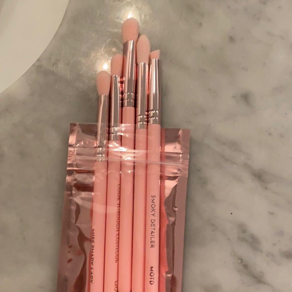 Motd brush set